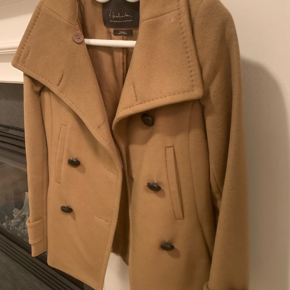 Dry cleaned Camel Wool & Cashmere Blend Double-Breasted Pea Coat, xs
